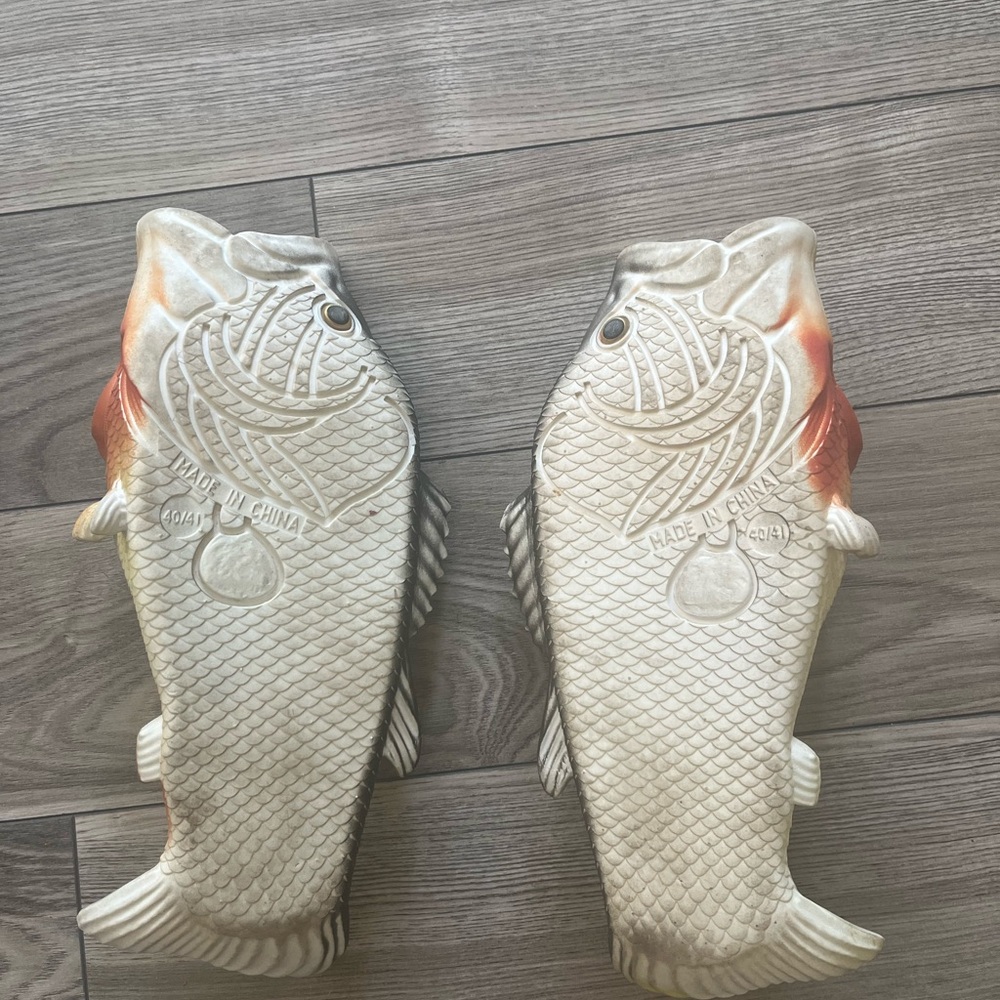 Fish Flops/Sandals - Picture 3 of 3
